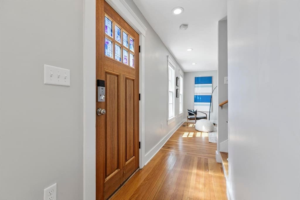 591 Somerville Ave #7 photo 3