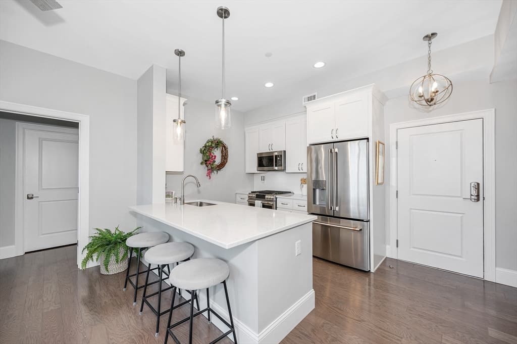 8 Sanborn Street #4006