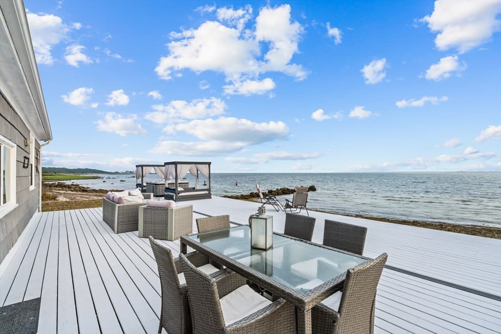 10 Silver Shell Beach Dr photo 2