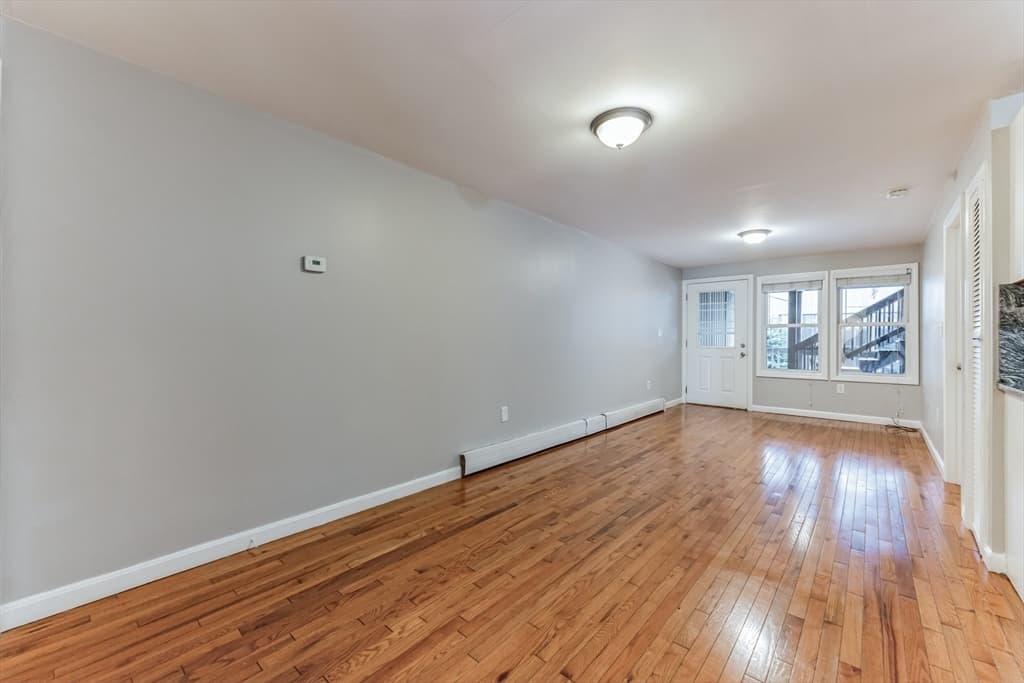 275 Chelsea Street #1 photo 3