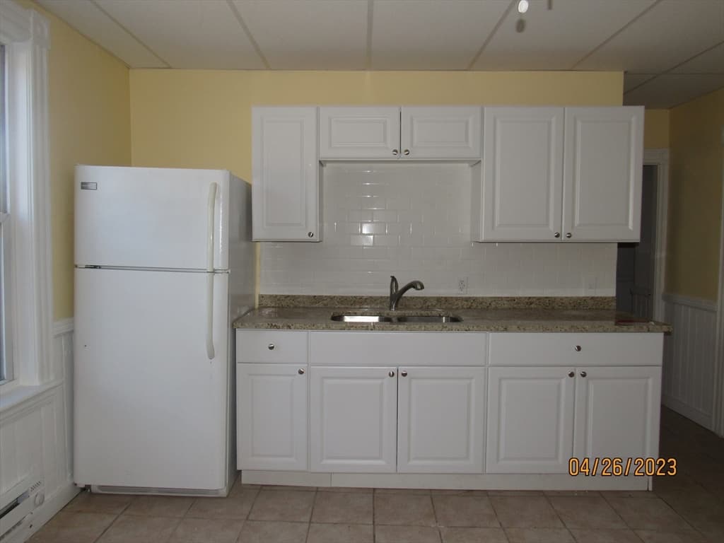 4 Plum Street #1 photo 3
