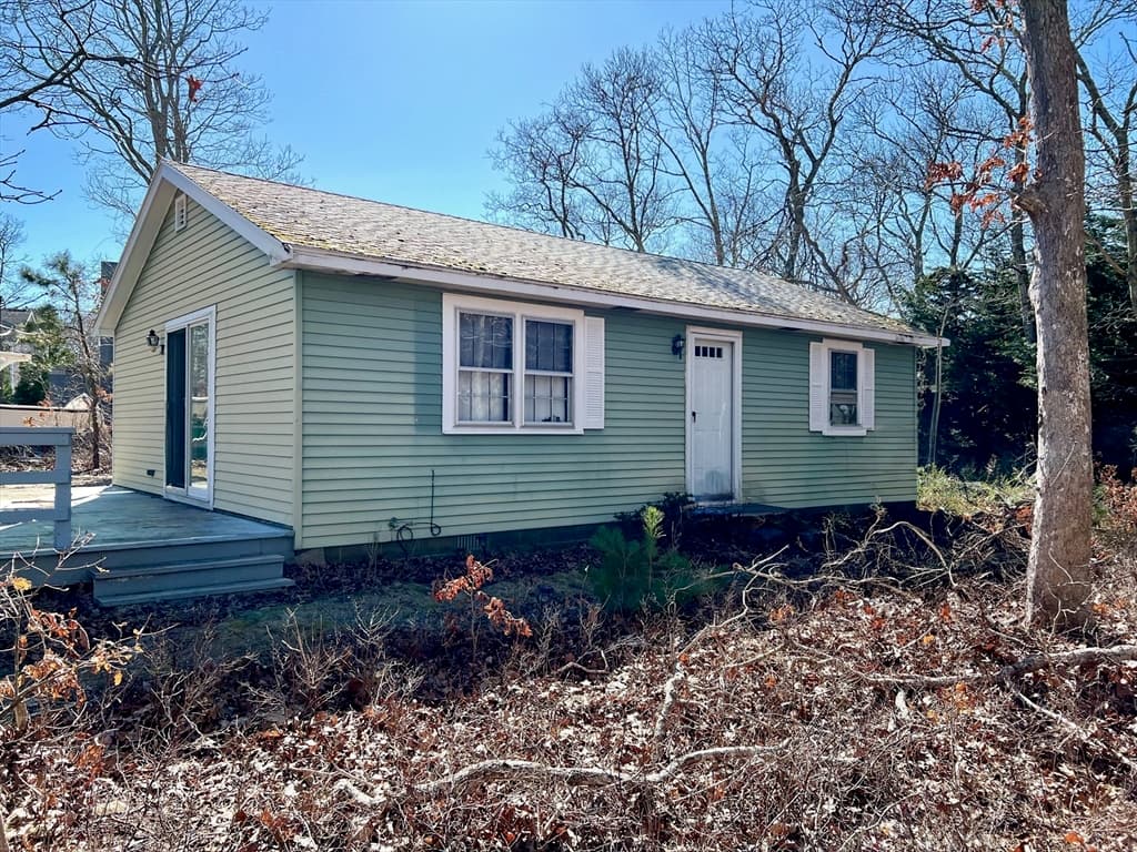 68 Isaac Avenue photo 2