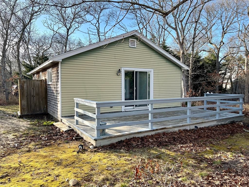 68 Isaac Avenue photo 3