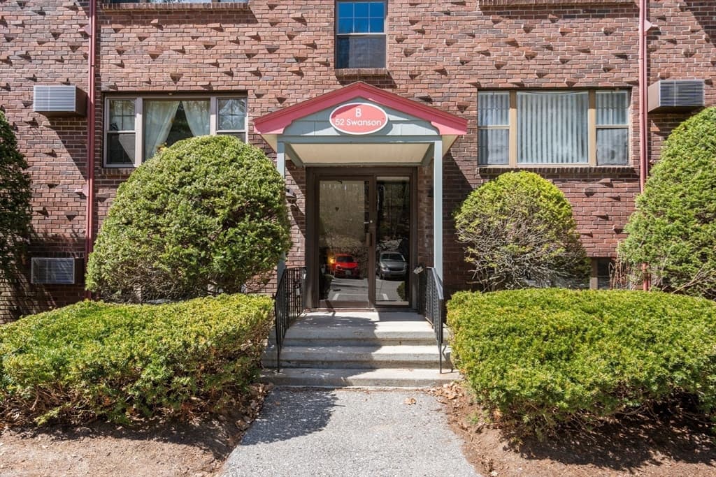 52 Swanson Court #12B photo 2