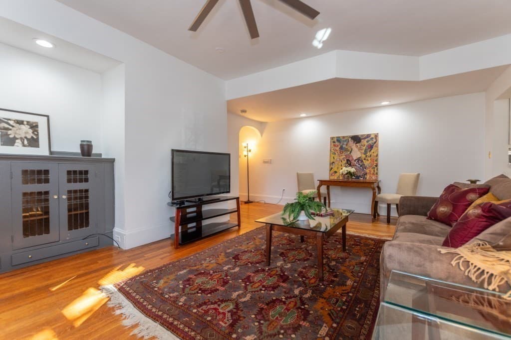 595 Watertown St #2 photo 4