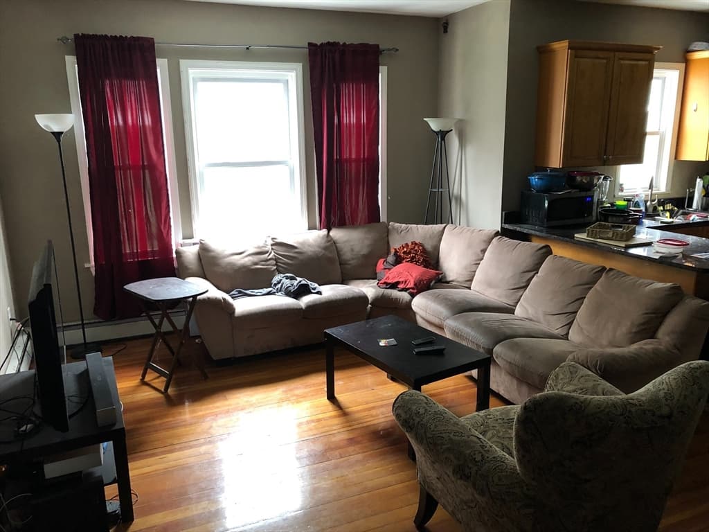 49 Quint Avenue #2