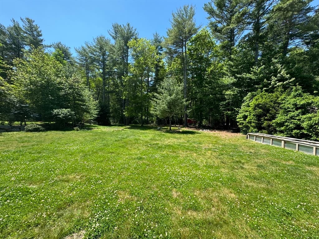 521 Delano Rd photo 4