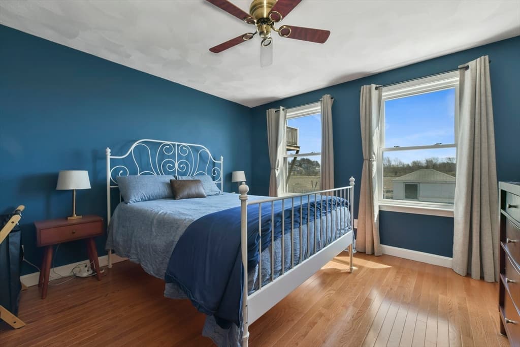 12 Pearl Ave photo 2