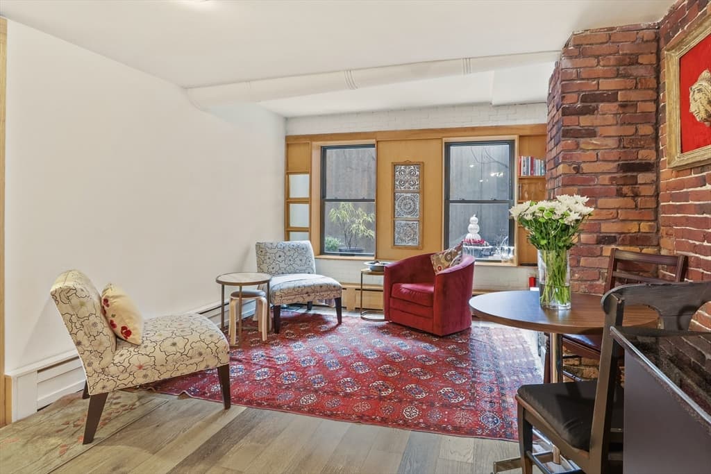 17 Grove St #1 photo 5
