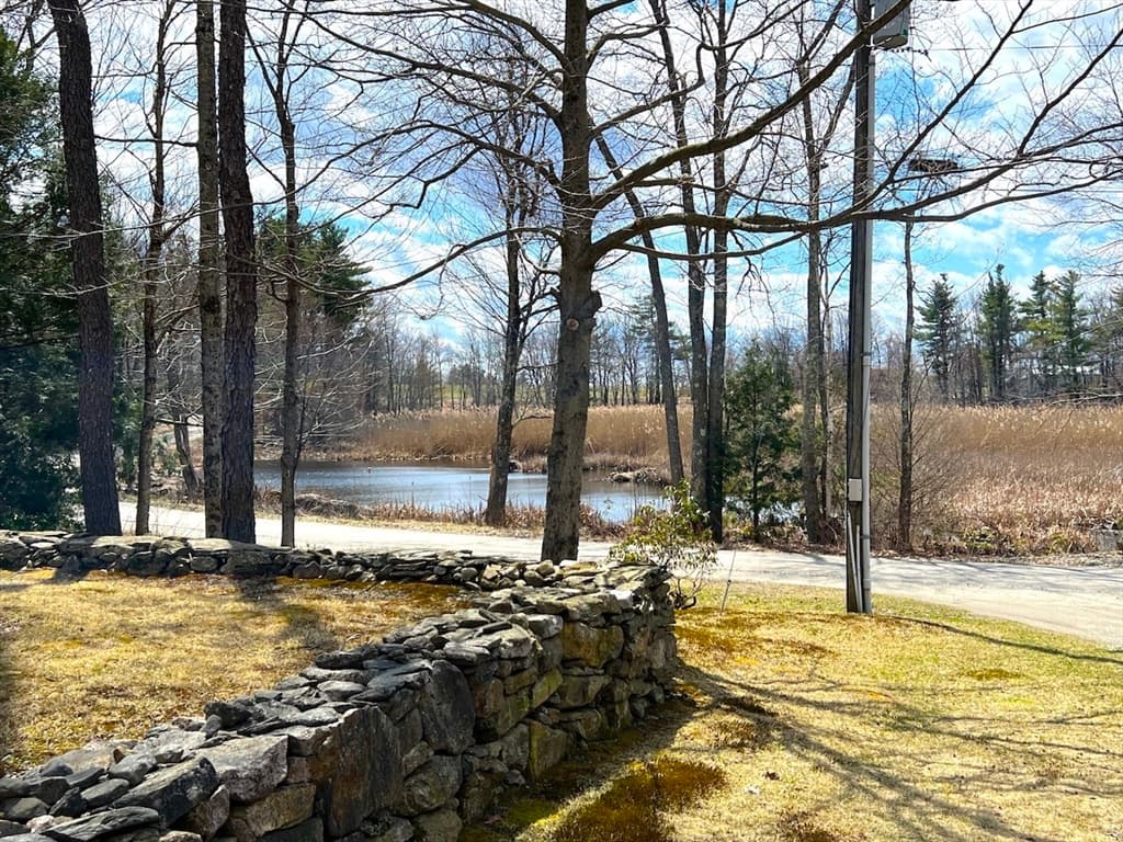 4 Beulah Land Road photo 2