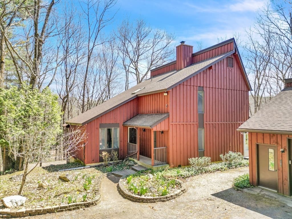 362 Reeds Bridge Rd