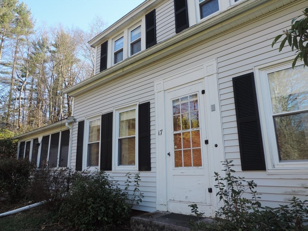 17 Amherst Rd photo 2