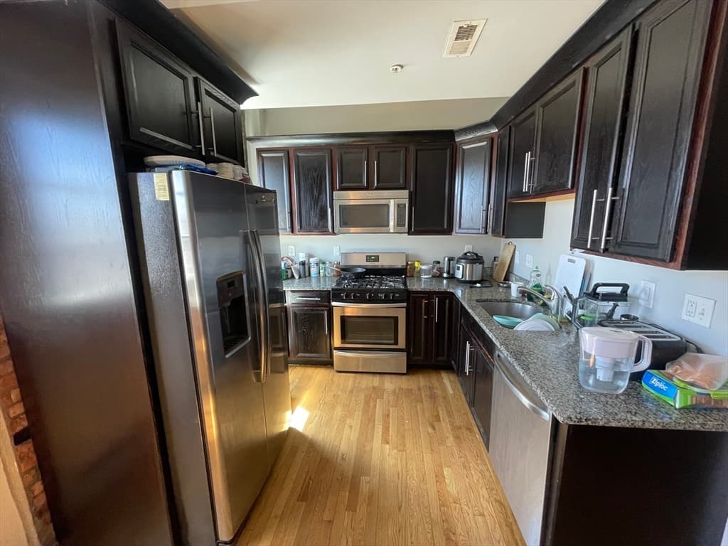 18 Perrin St #2 photo 2