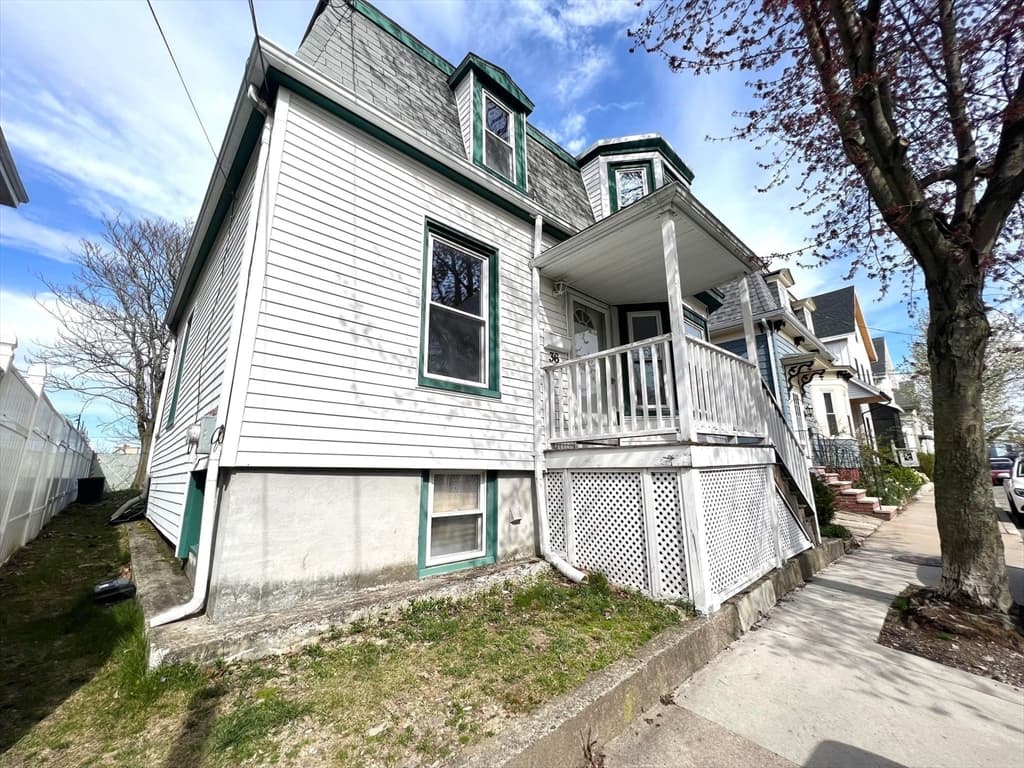 36 Sargent Ave. photo 3