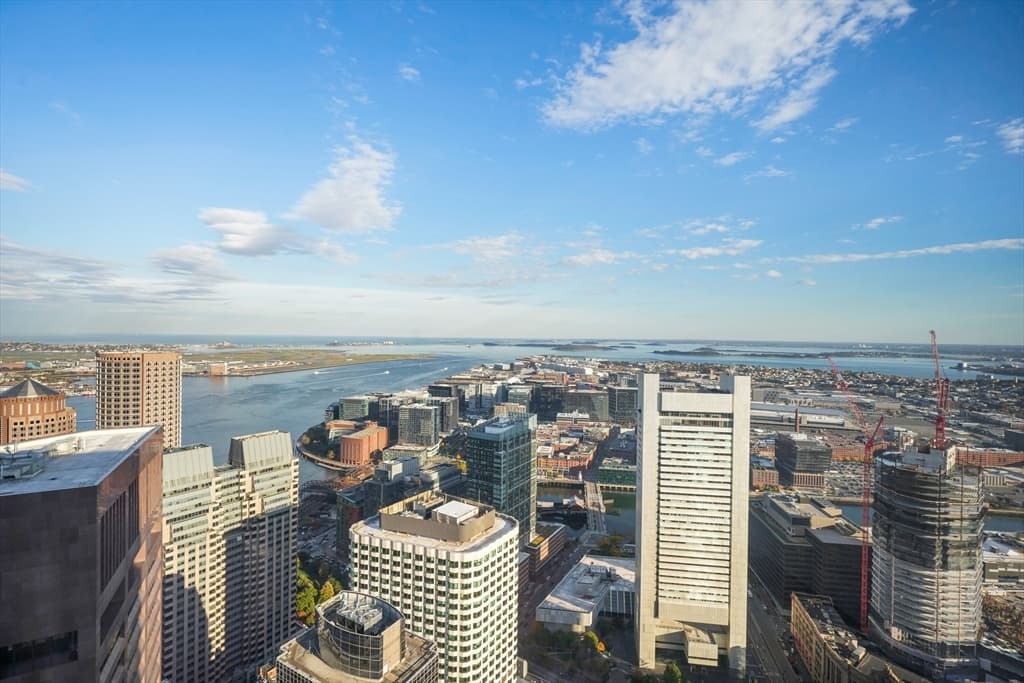 240 Devonshire Street #5809