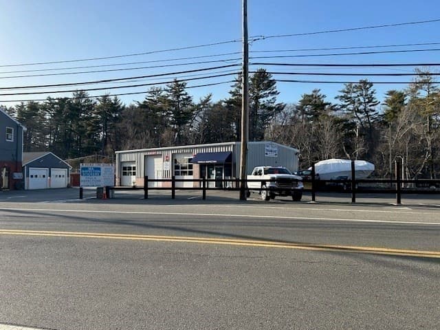 209 Essex Avenue photo 4