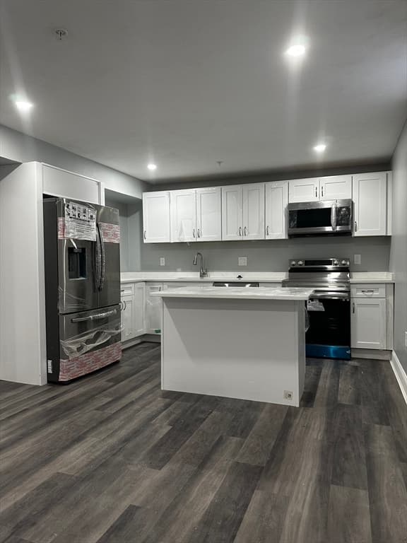 18 Albion Street #4 photo 3