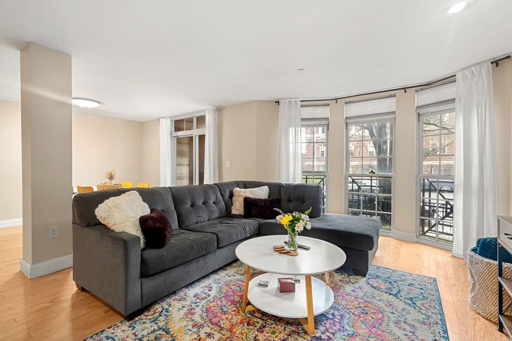 540 East Broadway #2B photo 4
