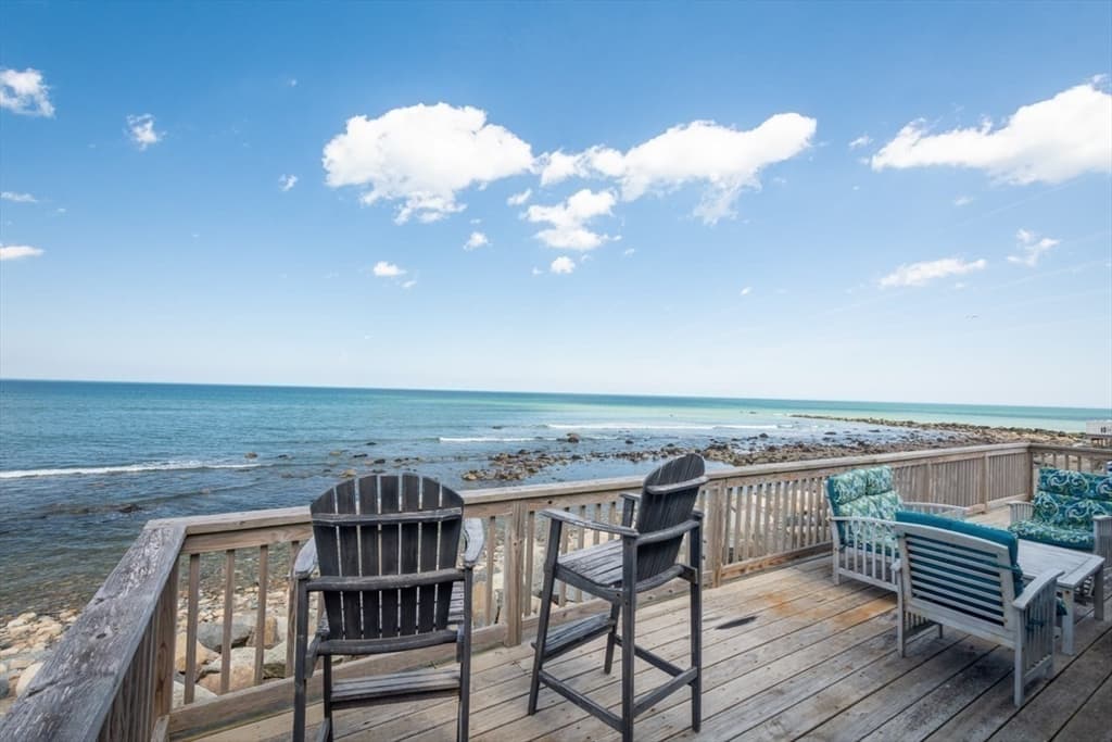 490 Ocean Street photo 2