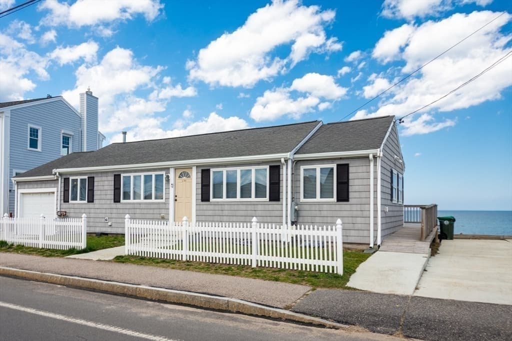 490 Ocean Street photo 5
