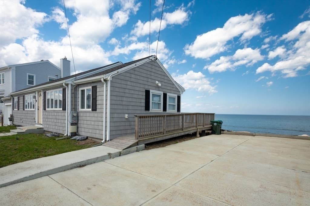 490 Ocean Street photo 4