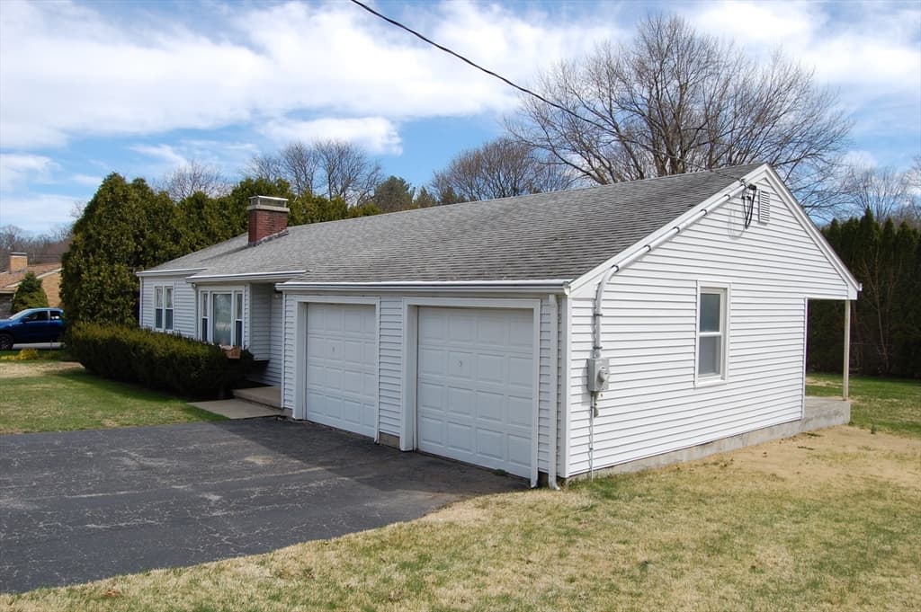 171 Maple St. photo 2