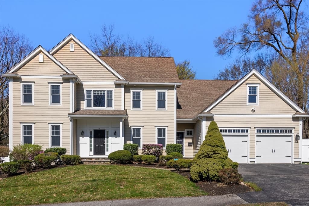 11 Bobolink Rd