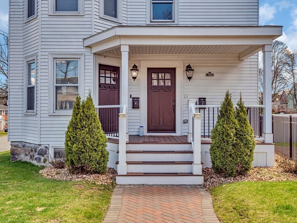 67 School St #1