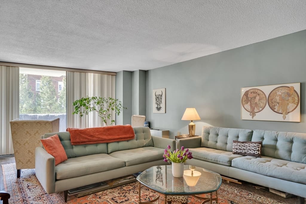 60 Longwood Avenue #203 photo 3