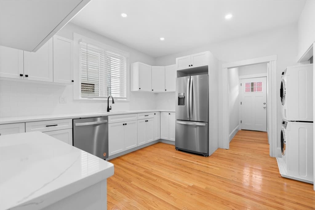 79 Sydney Street #2 photo 2