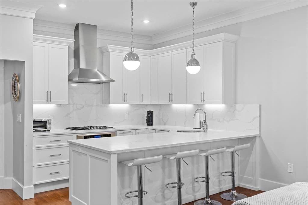 34 Worcester Sq #3