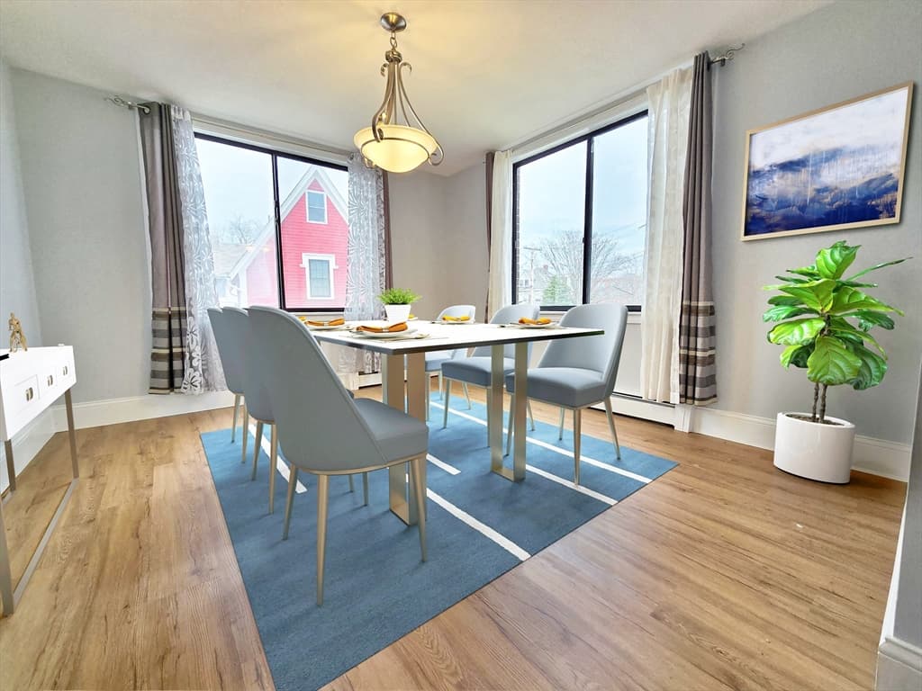 935 Washington St #17 photo 2