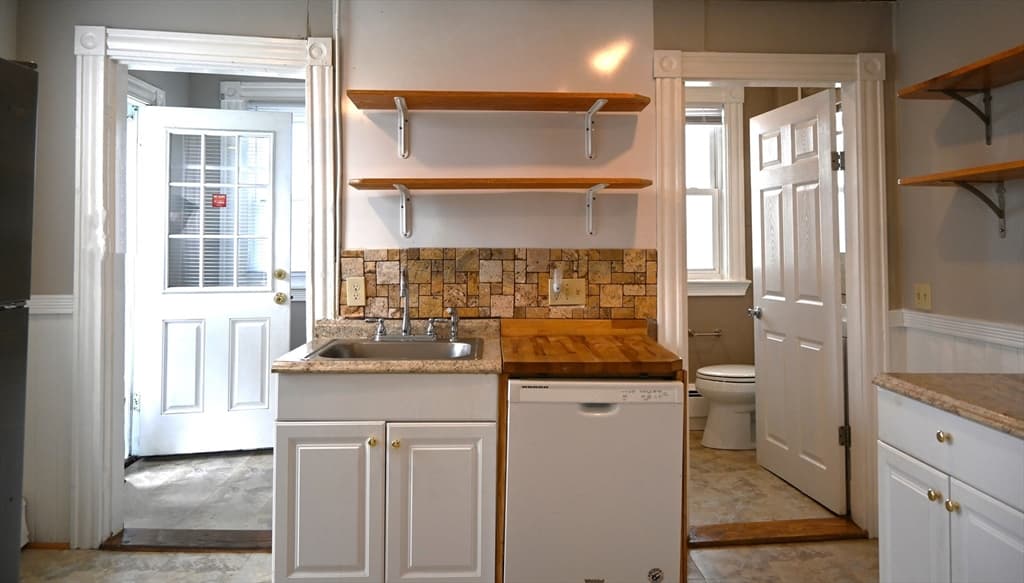 224 Irving Street #1 photo 3