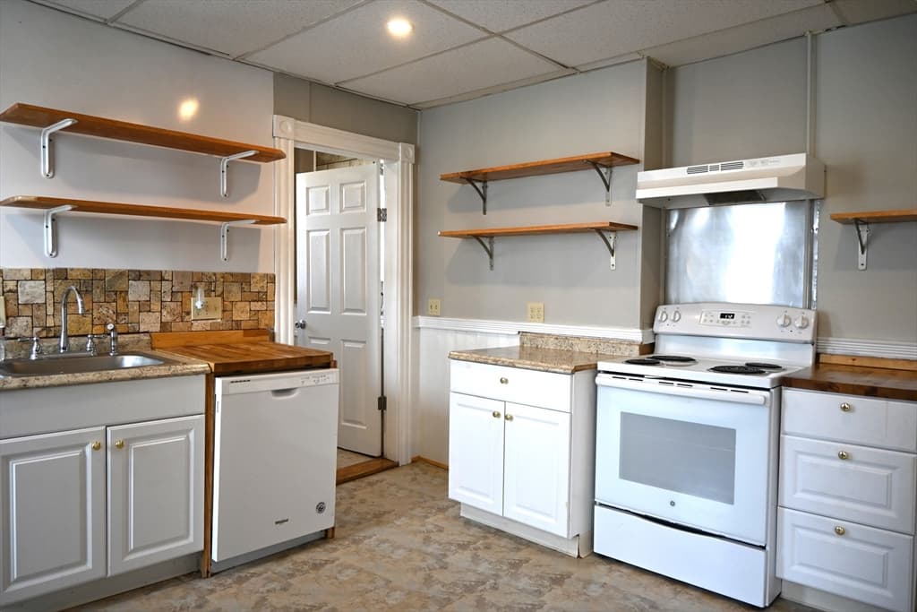 224 Irving Street #1 photo 4
