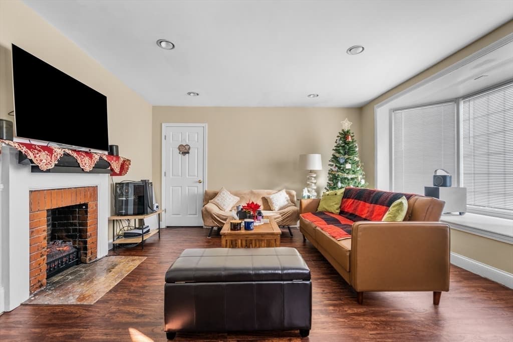 148 N Franklin #1A
