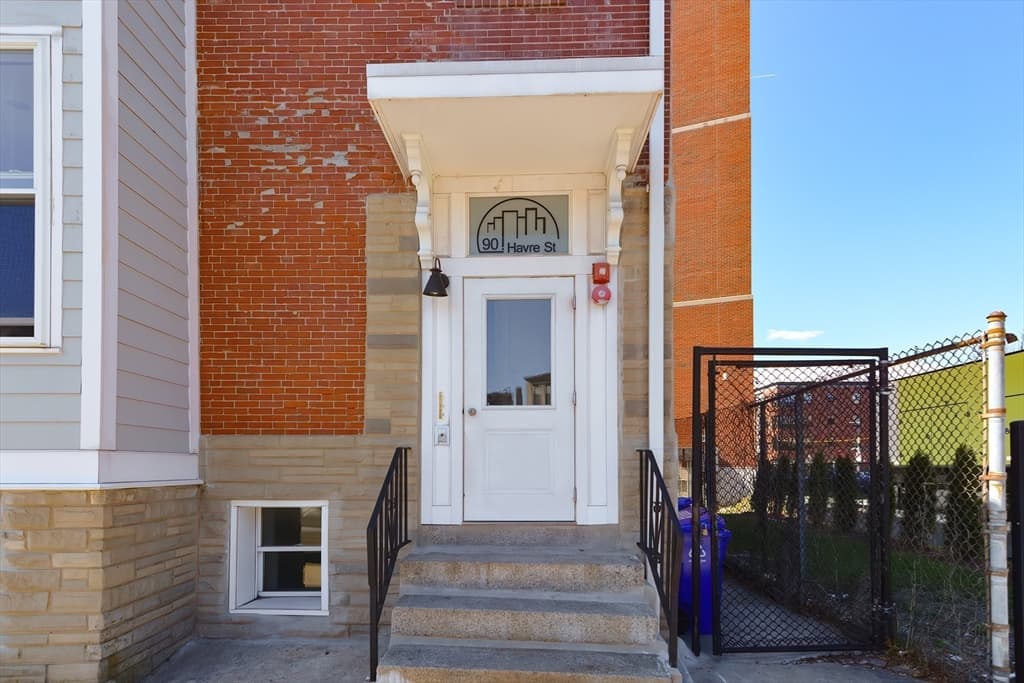 90 Havre St #3 photo 2