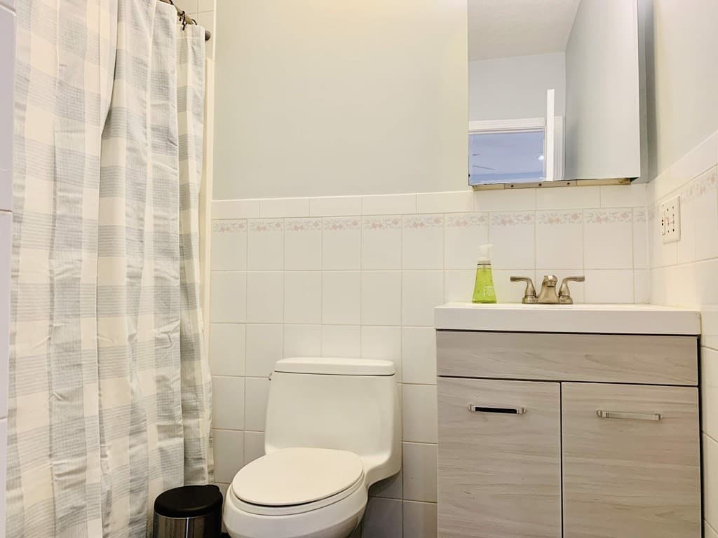 12 Regent St #1R photo 5