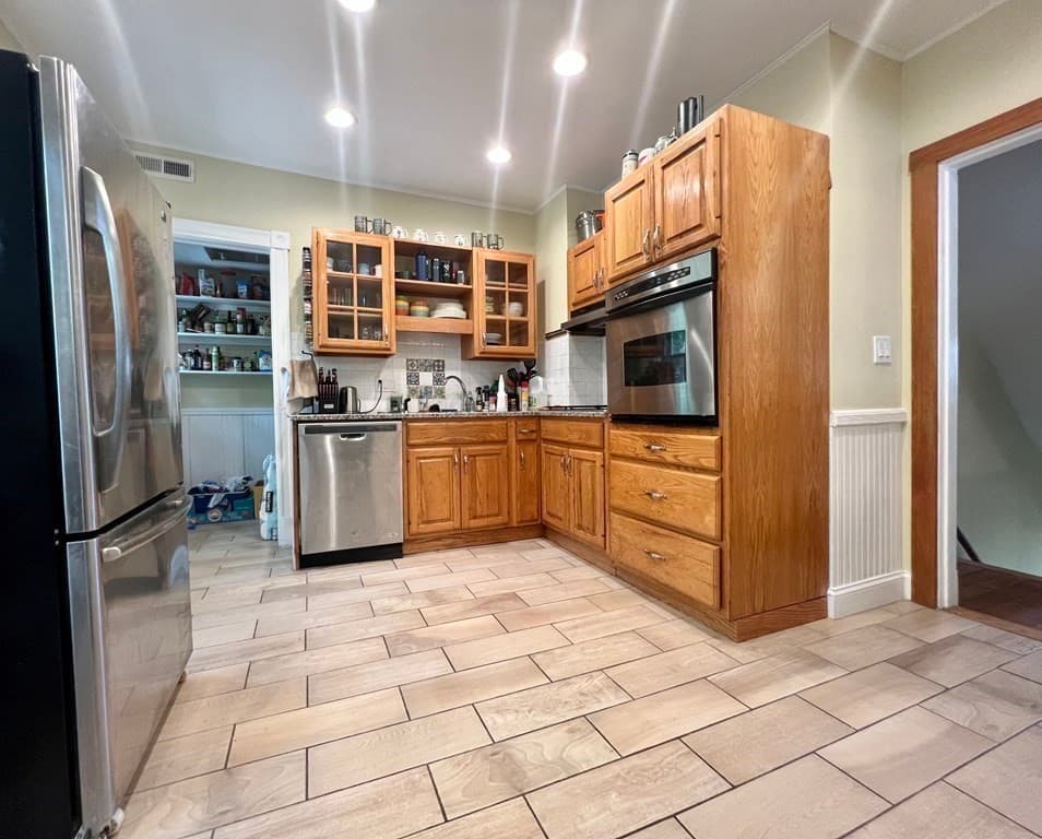 3-4 Porter Circle photo 5