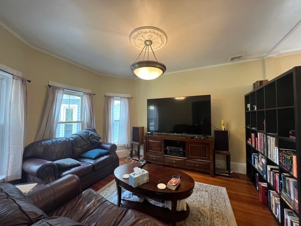 3-4 Porter Circle photo 4