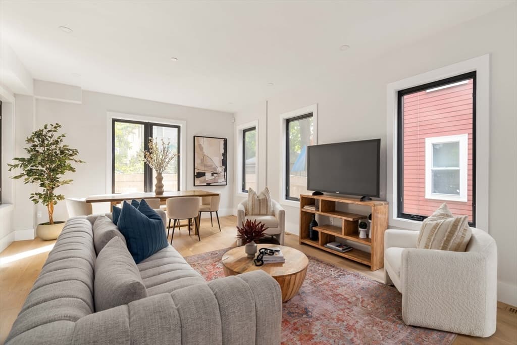 8 Poplar Road #B photo 4