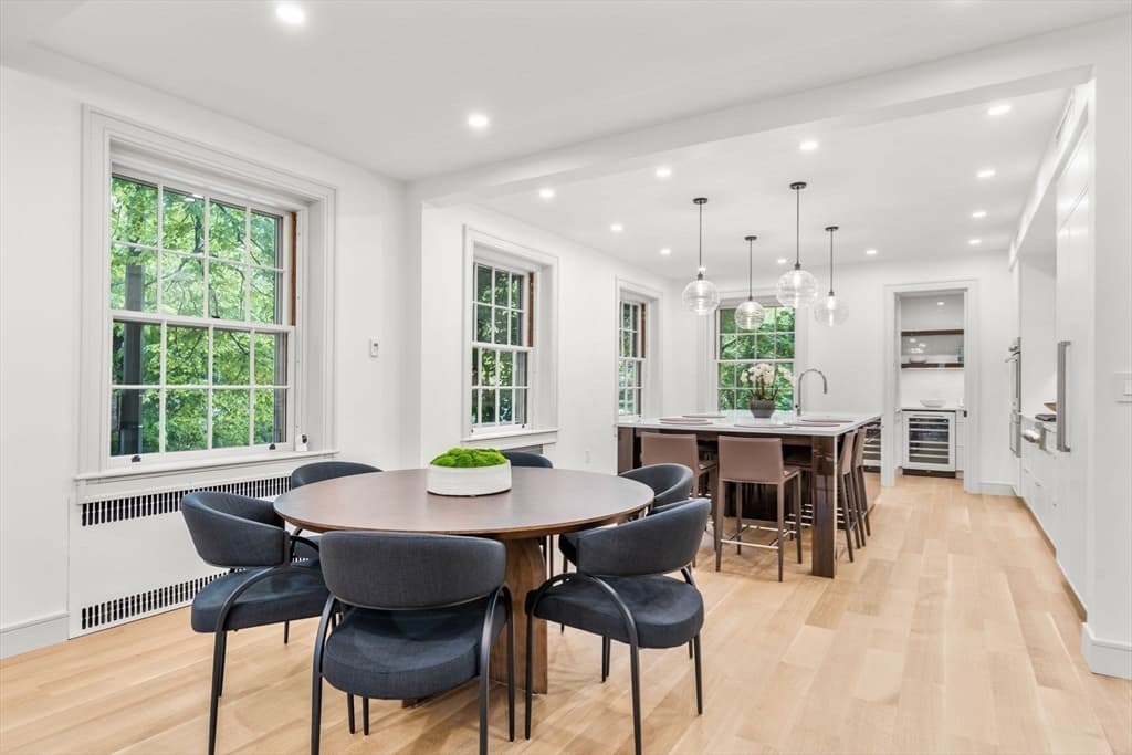 137 Sewall Avenue #2 photo 5