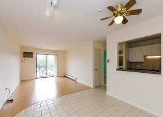 151 Bittersweet Ln #215 photo 3