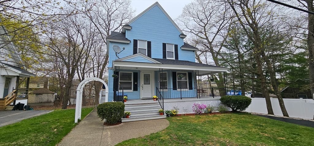11 Brookside Ave