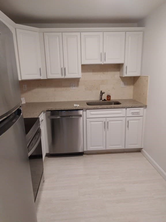 111 Warren Avenue #4G photo 4