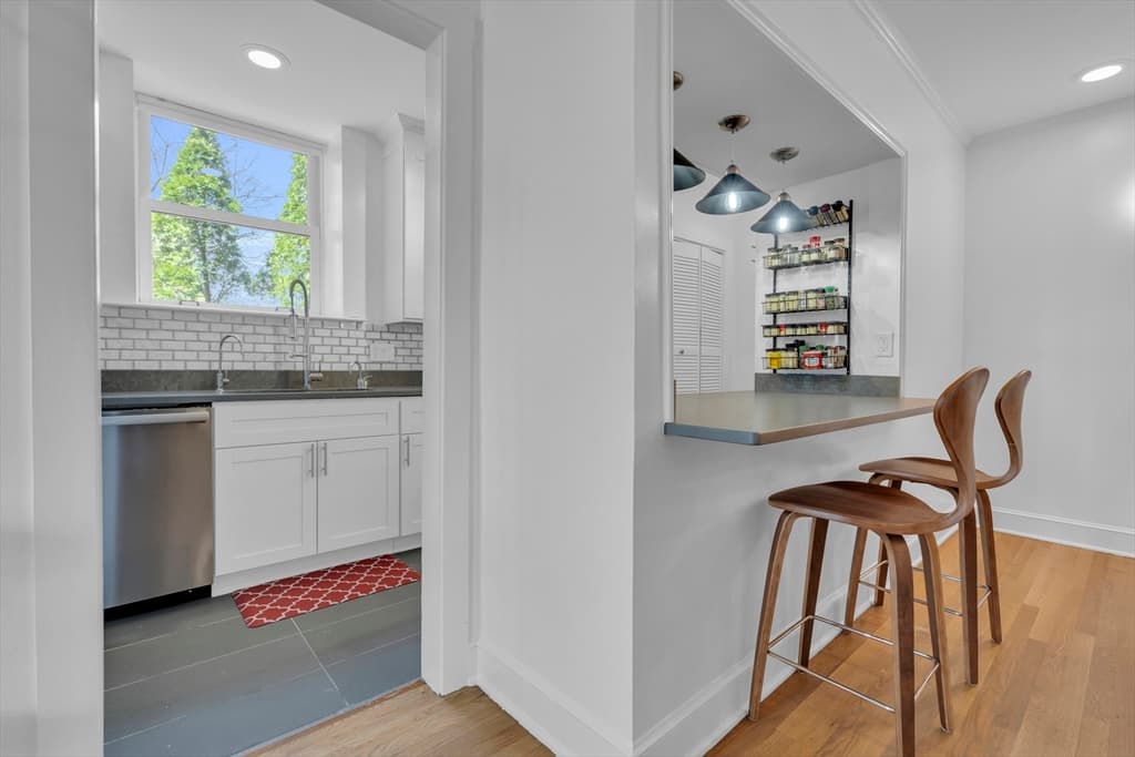 232 Summit Ave #A1 photo 5