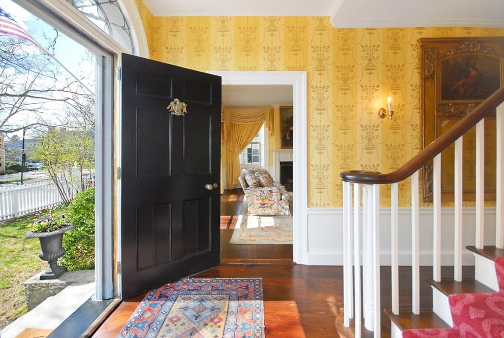 57 Lexington Road photo 5