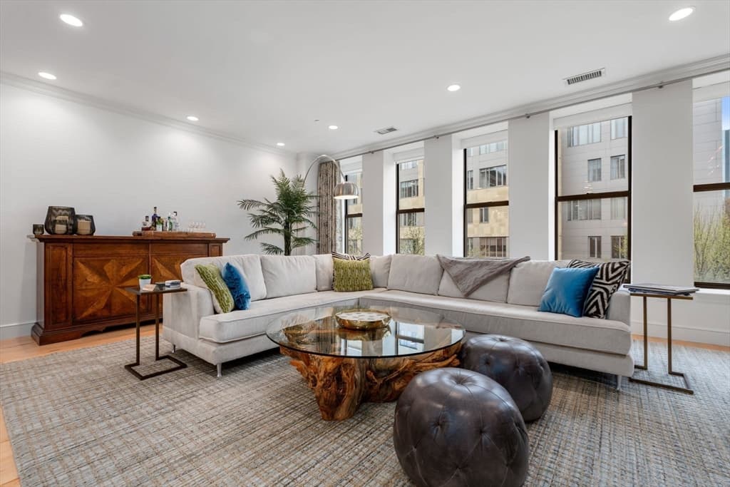 1280 Washington Street #301 photo 4