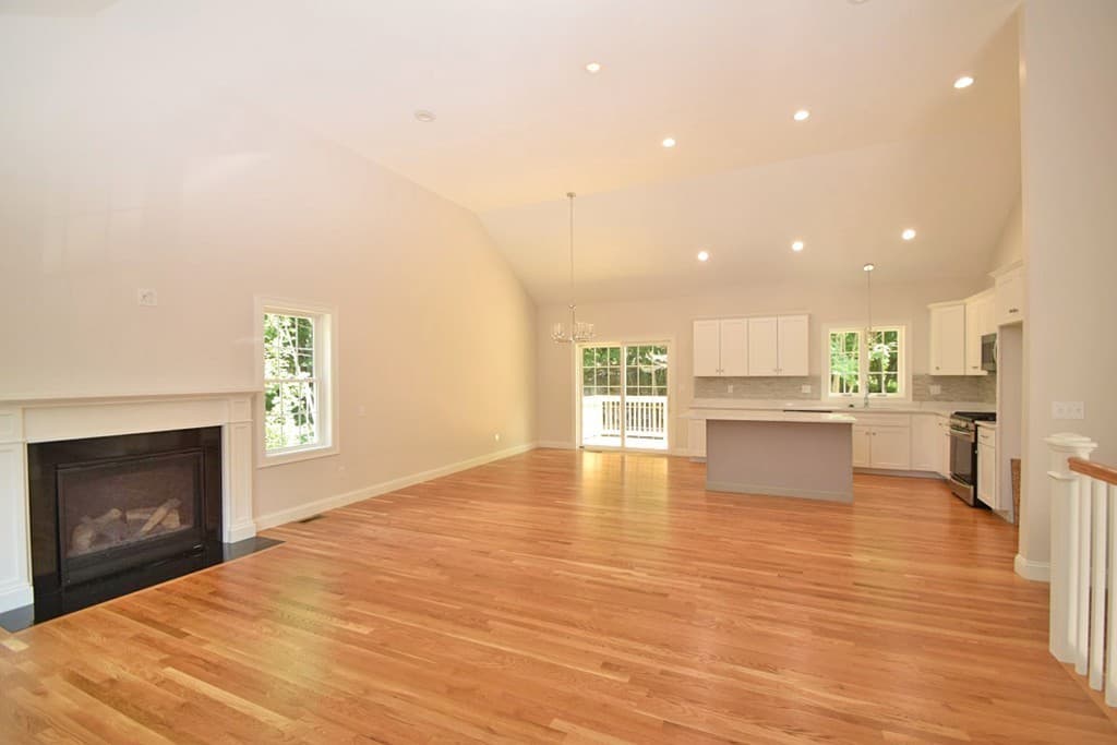 12 Lawson St photo 4