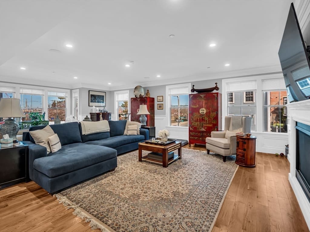 56 Belmont Street #1 photo 5