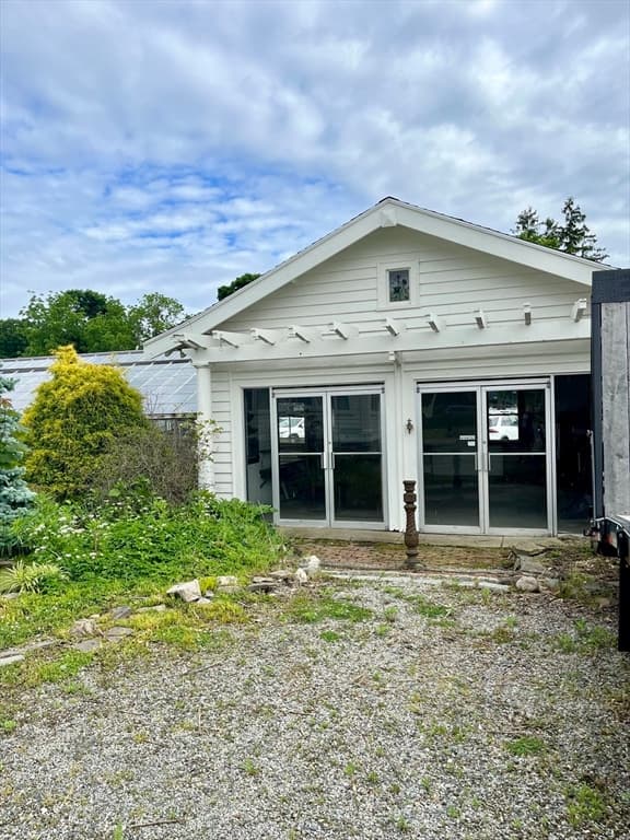 888 Great Plain Ave #B photo 2